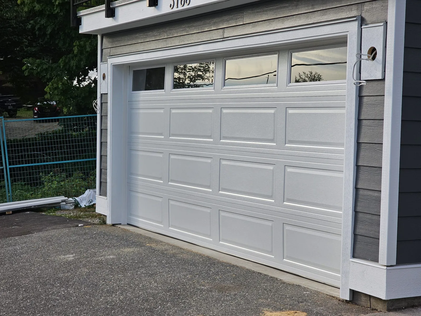 New double garage door on a home in the Tsawwassen Springs golf community